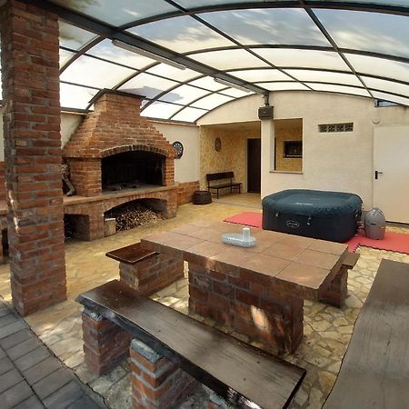 Varazdin Breg Holiday Home Franky מראה חיצוני תמונה